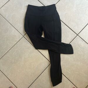Lululemon mesh black leggings